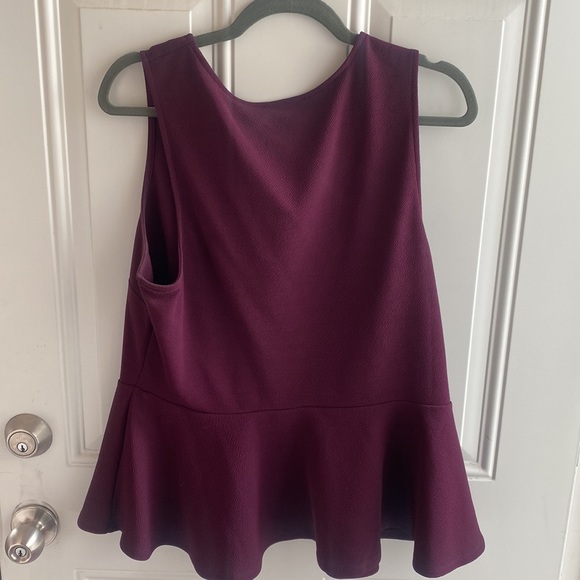 Forever 21 Plus Purple Top - Picture 4 of 4